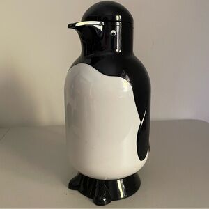 Vintage Metrokane "Jerry" the Penguin Thermal Carafe 1 Quart Hot/Cold